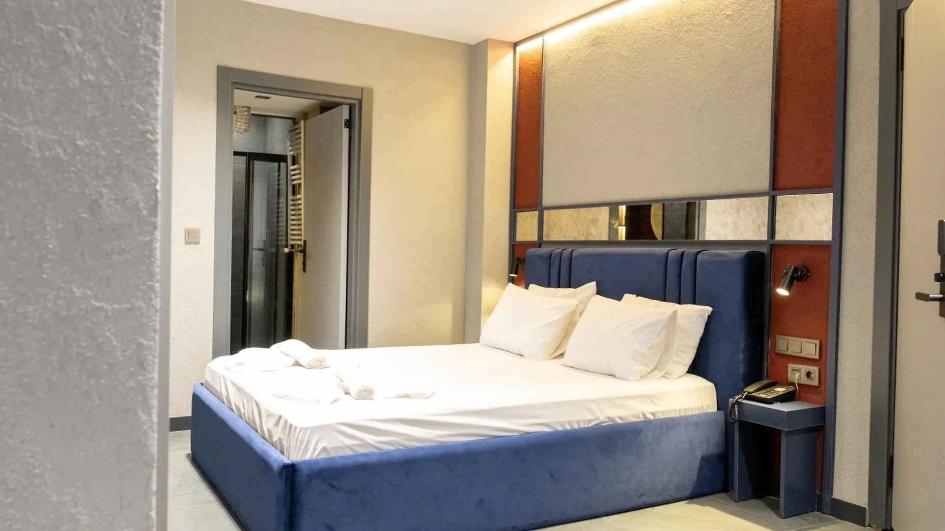 Pera City Suites Istanbulská provincie 3*,