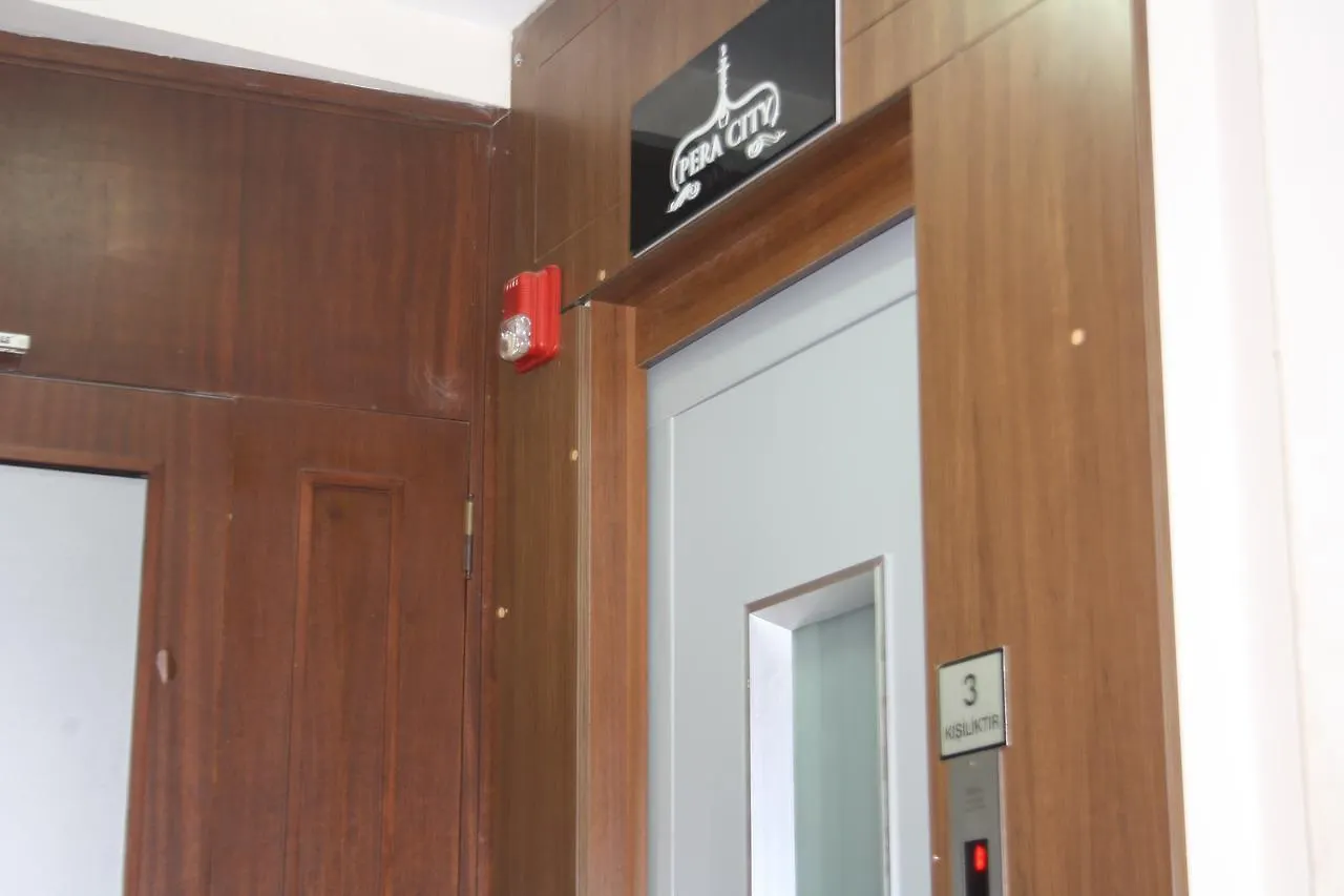 Pera City Suites Istanbulská provincie 3*,